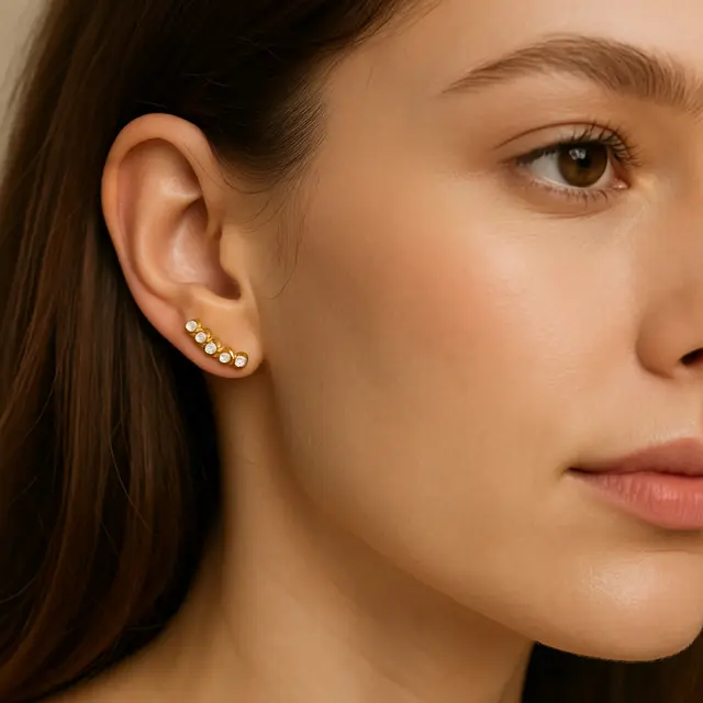 6 Model Anting Panjang Elegan 2025: Tampil Glamour di Pesta