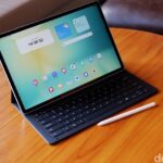 Galaxy Tab S10 FE+: Hiburan & Produktivitas, Layar Spektakuler!