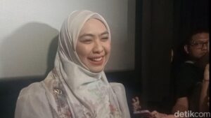 Oki Setiana Dewi: Hidup di Mesir, Setahun Kuliah Beda Banget!