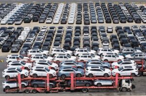 Rahasia Mobil Bekas Nol Kilometer: Mengapa Begitu Banyak?
