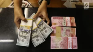 Rupiah Melemah Jelang Libur Idul Adha 2025, Dolar AS Menggila?