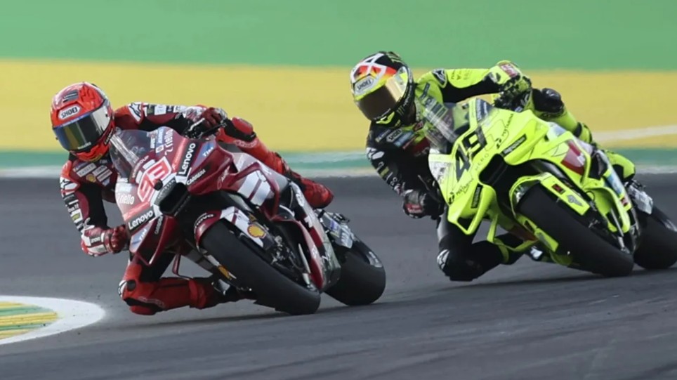 Fabio Di Giannantonio Tak Terkalahkan Saat Hadapi Marc Marquez di MotoGP Brasil 2026
