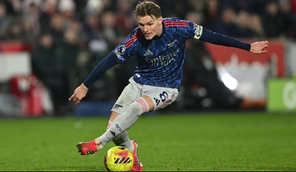 Odegaard Resmi Berkolaborasi dengan Adidas, Hadapi Tekanan Menjelang Kembali ke Arsenal